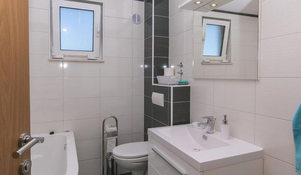 Villa Issea Brela Dış mekan fotoğraf