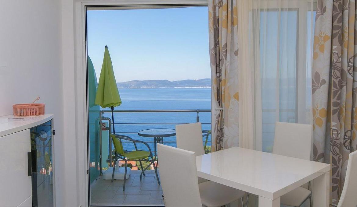 Villa Issea Brela Dış mekan fotoğraf