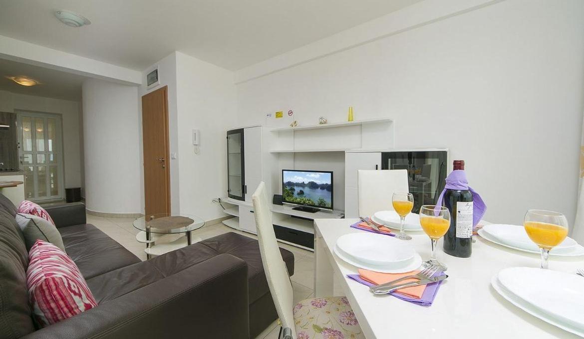 Villa Issea Brela Dış mekan fotoğraf