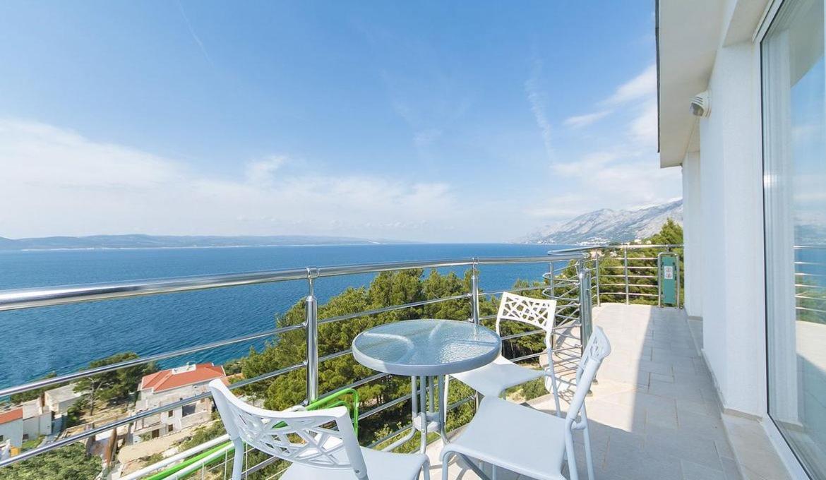 Villa Issea Brela Dış mekan fotoğraf